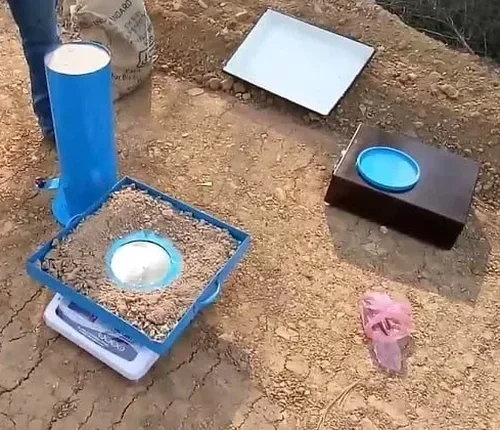 Control de Densidad en Terreno por Método del Cono de Arena en Chillán